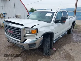 2018 GMC Sierra 2500HD SLE с VIN 1GT12SEG5JF253443, выставлен на аукционе IAAI как лот 41742414 с пробегом Не указан миль и . История ставок и продаж доступна на DreamBid. Изображение 6.