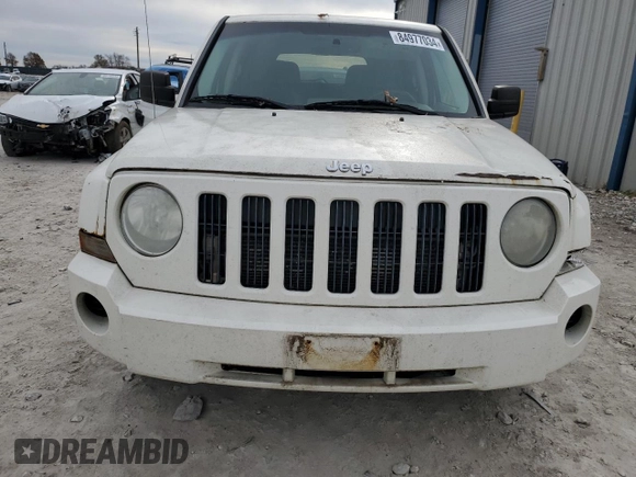 2008 Jeep Patriot Limited with VIN 1J8FT48W58D649307, listed as a Copart auction lot 84977034 with 211,629 mi miles and Clean Title. Bid and sale history available at DreamBid. Image 5.