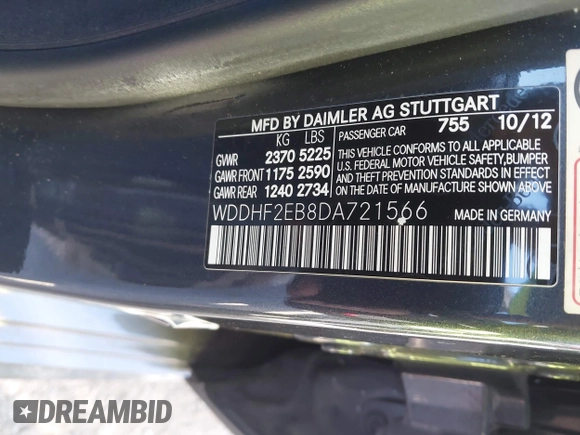 2013 Mercedes-Benz E-Class E 350 Luxury BlueTEC with VIN WDDHF2EB8DA721566, listed as a IAAI auction lot 41252973 with 144,580 mi miles. Bid and sale history available at carsss.com. Image 9.