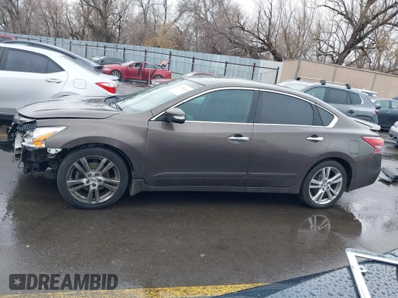 2013 Nissan Altima SV with VIN 1N4BL3AP4DC922343, listed as a IAAI auction lot 41746608 with 185,240 mi miles and . Bid and sale history available at DreamBid. Image 14.