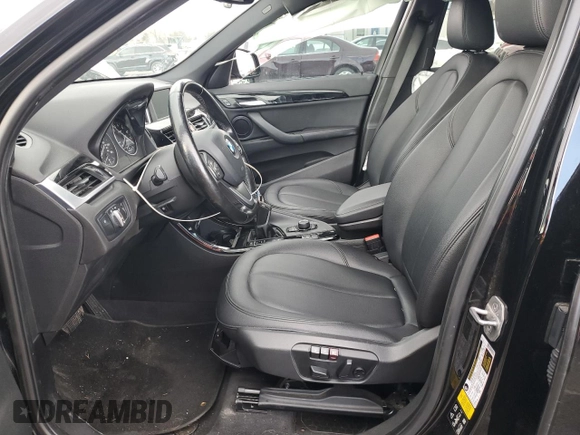 2016 BMW X1 xDrive28i with VIN WBXHT3C38G5E52301, listed as a Copart auction lot 88818445 with 91,221 mi miles and Salvage Title. Bid and sale history available at carsss.com. Image 7.