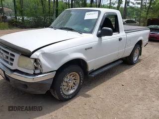 2003 Ford Ranger XL with VIN 1FTYR10D03TA39871, listed as a IAAI auction lot 42092257 with 282,924 mi miles. Bid and sale history available at carsss.com. Image 2.
