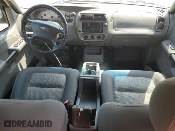 2005 Ford Explorer Sport Trac XLS with VIN 1FMZU67K15UA00686, listed as a Copart auction lot 57952265 with 290,087 mi miles and Clean title. Bid and sale history available at DreamBid. Image 8.
