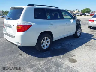 2009 Toyota Highlander with VIN JTEDS41A292079680, listed as a IAAI auction lot 41777446 with 139,260 mi miles. Bid and sale history available at carsss.com. Image 4.
