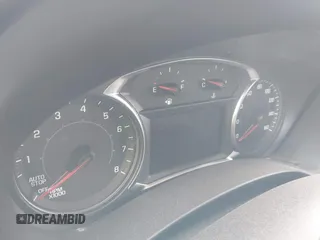 2022 GMC Terrain SLE z VIN 3GKALMEV4NL229383, wystawiony jako IAAI lot #41927702 z przebiegiem Nie podano mil oraz . Historia ofert i sprzedaży dostępna na DreamBid. Obrazek 7.