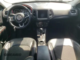 2020 Jeep Compass Trailhawk z VIN 3C4NJDDB1LT208160, wystawiony jako Copart lot #53326685 z przebiegiem 65 923 mil mil oraz Szkoda całkowita • Salvage title. Historia ofert i sprzedaży dostępna na DreamBid. Obrazek 8.