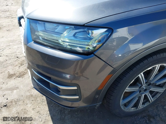 2019 Audi Q7 Prestige with VIN WA1VAAF70KD013429, listed as a IAAI auction lot 41739599 with 73,944 mi miles. Bid and sale history available at carsss.com. Image 6.