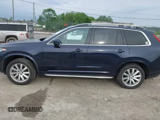 2016 Volvo XC90 T6 Momentum with VIN YV4A22PK7G1058660, listed as a IAAI auction lot 42201130 with 130,487 mi miles. Bid and sale history available at carsss.com. Image 15.