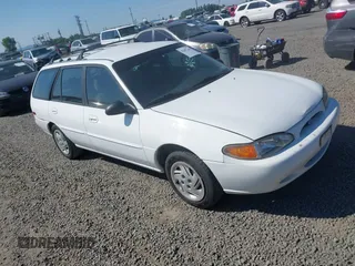 1997 Ford Escort LX z VIN 3FALP15P2VR102675, wystawiony jako IAAI lot #42447246 z przebiegiem 153 642 mil mil oraz . Historia ofert i sprzedaży dostępna na DreamBid. Obrazek 1.