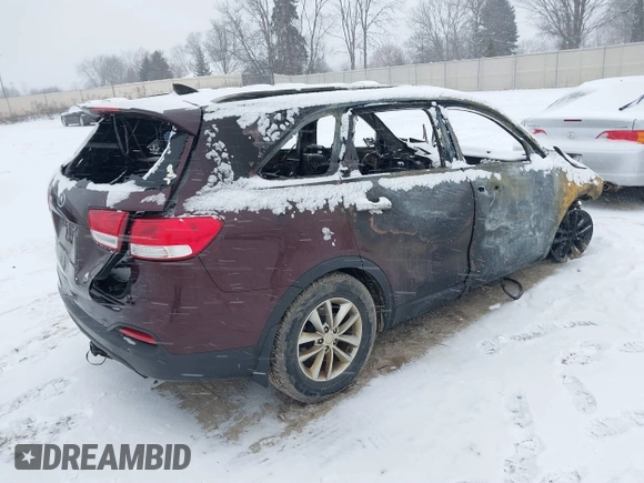 2018 Kia Sorento LX with VIN 5XYPG4A38JG358842, listed as a IAAI auction lot 41248530 with 1 mi miles. Bid and sale history available at carsss.com. Image 4.