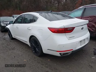 2018 Kia Cadenza Limited with VIN KNALC4J11J5099335, listed as a IAAI auction lot 41217994 with 55,335 mi miles. Bid and sale history available at carsss.com. Image 3.