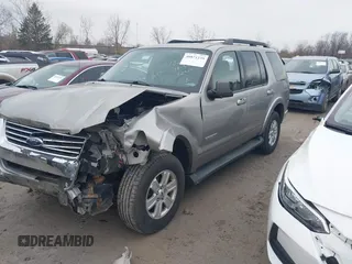 2008 Ford Explorer XLT z VIN 1FMEU73E78UB29010, wystawiony jako IAAI lot #40871239 z przebiegiem 216 448 mil mil oraz . Historia ofert i sprzedaży dostępna na DreamBid. Obrazek 2.