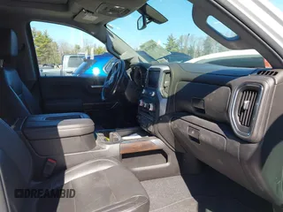 2019 GMC Sierra 1500 SLT z VIN 1GTU9DED3KZ116883, wystawiony jako IAAI lot #41828826 z przebiegiem 128 062 mil mil oraz . Historia ofert i sprzedaży dostępna na DreamBid. Obrazek 5.