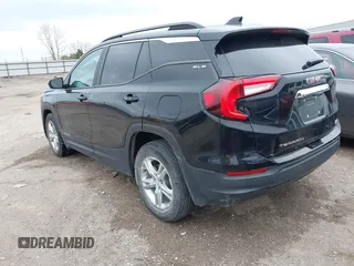 2022 GMC Terrain SLE with VIN 3GKALMEV1NL166310, listed as a IAAI auction lot 41913728 with 62,361 mi miles. Bid and sale history available at carsss.com. Image 3.