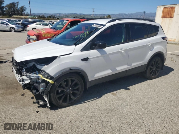 2018 Ford Escape SE with VIN 1FMCU0GD0JUA98141, listed as a Copart auction lot 49855405 with 53,635 mi miles and Salvage Title. Bid and sale history available at carsss.com. Image 1.