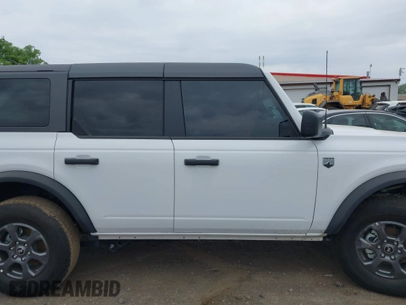 2025 Ford Bronco Big Bend with VIN 1FMDE7BH3SLA43663, listed as a IAAI auction lot 42295299 with 3,722 mi miles and . Bid and sale history available at DreamBid. Image 13.
