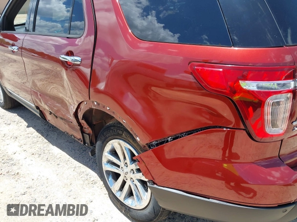 2014 Ford Explorer XLT with VIN 1FM5K7D81EGB06671, listed as a IAAI auction lot 42545465 with 161,027 mi miles and . Bid and sale history available at DreamBid. Image 17.