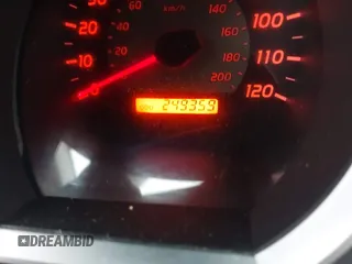 2005 Toyota Tacoma z VIN 5TEUU42N75Z051864, wystawiony jako IAAI lot #42357533 z przebiegiem 249 359 mil mil oraz . Historia ofert i sprzedaży dostępna na DreamBid. Obrazek 15.