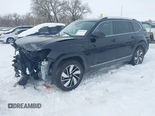 2024 Volkswagen Atlas SEL with VIN 1V2BR2CA3RC513283, listed as a IAAI auction lot 41565795 with 6,624 mi miles and . Bid and sale history available at DreamBid. Image 18.