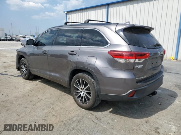 2018 Toyota Highlander SE with VIN 5TDKZRFH6JS543870, listed as a Copart auction lot 71250184 with 88,991 mi miles and Salvage title. Bid and sale history available at DreamBid. Image 2.