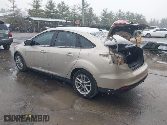 2018 Ford Focus SE with VIN 1FADP3F25JL221767, listed as a IAAI auction lot 40899255 with 78,354 mi miles. Bid and sale history available at carsss.com. Image 3.