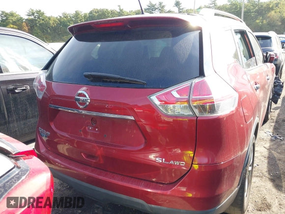 2015 Nissan Rogue SV with VIN 5N1AT2MV2FC772581, listed as a IAAI auction lot 40523006 with Not Provided miles. Bid and sale history available at carsss.com. Image 15.