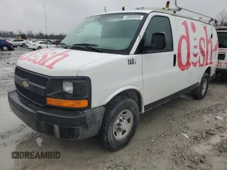 2015 Chevrolet Express Cargo z VIN 1GCWGFCF7F1180265, wystawiony jako Copart lot #44005045 z przebiegiem 332 854 mil mil oraz Czysty tytuł • Clean title. Historia ofert i sprzedaży dostępna na DreamBid. Obrazek 1.