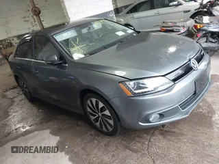 2013 Volkswagen Jetta Hybrid SE с VIN 3VW637AJ0DM264093, выставлен на аукционе IAAI как лот 41872150 с пробегом 174 558 миль миль и . История ставок и продаж доступна на DreamBid. Изображение 1.