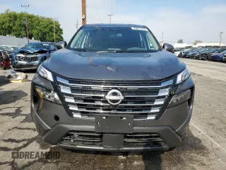 2025 Nissan Rogue SV with VIN 5N1BT3BAXSC810384, listed as a Copart auction lot 54166065 with 4,757 mi miles and Clean Title. Bid and sale history available at DreamBid. Image 5.
