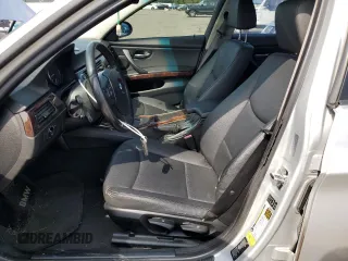 2006 BMW 3 Series 325i with VIN WBAVB13576KX37073, listed as a Copart auction lot 71887394 with 101,788 mi miles and Clean Title. Bid and sale history available at carsss.com. Image 7.