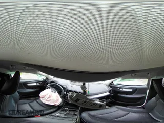 2019 Volvo XC40 Momentum z VIN YV4AC2HK7K2107905, wystawiony jako IAAI lot #40556146 z przebiegiem Nie podano mil oraz . Historia ofert i sprzedaży dostępna na DreamBid. Obrazek 17.