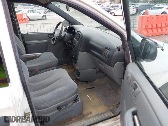2005 Dodge Caravan SE z VIN 1D4GP24R85B124336, wystawiony jako IAAI lot #41917022 z przebiegiem 282 068 mil mil oraz . Historia ofert i sprzedaży dostępna na DreamBid. Obrazek 5.