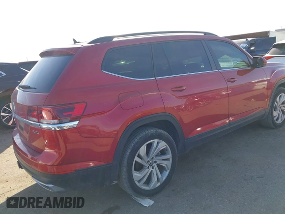 2022 Volkswagen Atlas 3.6L V6 SE w/Technology with VIN 1V2HR2CA3NC536146, listed as a IAAI auction lot 41090757 with 30,488 mi miles. Bid and sale history available at carsss.com. Image 4.