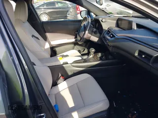 2022 Lexus UX 200 с VIN JTHX3JBH3N2051968, выставлен на аукционе IAAI как лот 41965962 с пробегом 12 722 миль миль и . История ставок и продаж доступна на DreamBid. Изображение 5.