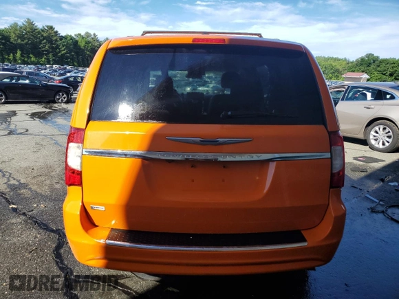 2015 Chrysler Town & Country Touring with VIN 2C4RC1BG0FR720704, listed as a Copart auction lot 55665444 with 163,385 mi miles and Salvage Title. Bid and sale history available at DreamBid. Image 6.