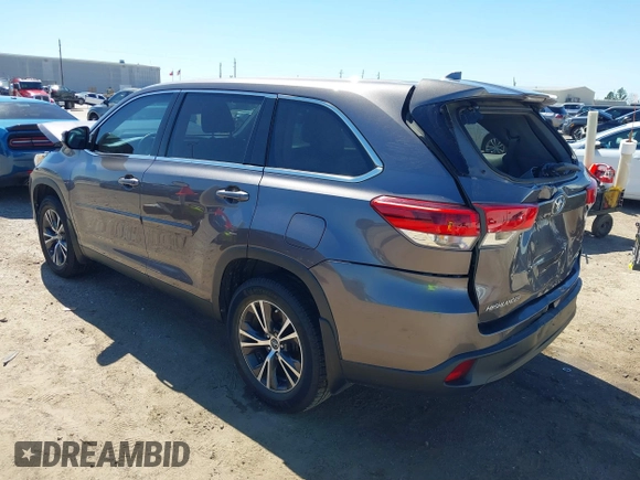 2019 Toyota Highlander LE with VIN 5TDZZRFH6KS306098, listed as a IAAI auction lot 41712844 with 92,056 mi miles and . Bid and sale history available at DreamBid. Image 3.