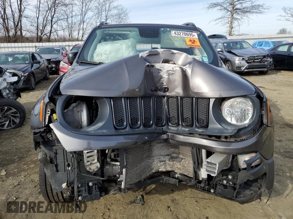 2018 Jeep Renegade Altitude with VIN ZACCJBBB9JPG71487, listed as a Copart auction lot 43270695 with 112,018 mi miles and Salvage title. Bid and sale history available at DreamBid. Image 5.