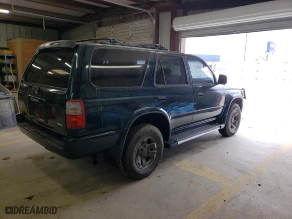 1998 Toyota 4Runner with VIN JT3GM84R5W0033096, listed as a Copart auction lot 46072105 with 138,304 mi miles and Clean Title. Bid and sale history available at carsss.com. Image 3.
