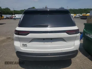 2022 Jeep Grand Cherokee Laredo with VIN 1C4RJHAG9N8572532, listed as a Copart auction lot 61242175 with 45,363 mi miles and Salvage title. Bid and sale history available at DreamBid. Image 6.