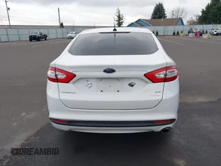 2013 Ford Fusion SE with VIN 3FA6P0HR9DR271840, listed as a IAAI auction lot 41777825 with 61,266 mi miles. Bid and sale history available at carsss.com. Image 16.