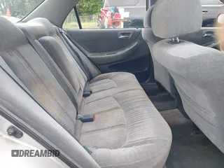 1999 Honda Accord LX с VIN 1HGCG564XXA118854, выставлен на аукционе IAAI как лот 42366600 с пробегом 95 777 миль миль и . История ставок и продаж доступна на DreamBid. Изображение 8.