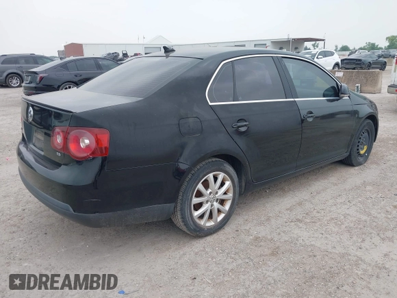 2010 Volkswagen Jetta SE with VIN 3VWRX7AJ2AM046458, listed as a IAAI auction lot 42278171 with 153,781 mi miles and . Bid and sale history available at DreamBid. Image 4.