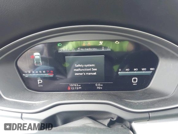 2023 Audi Q5 Sportback S line Prestige with VIN WA16AAFY1P2013875, listed as a IAAI auction lot 42260587 with 19,763 mi miles and . Bid and sale history available at DreamBid. Image 7.
