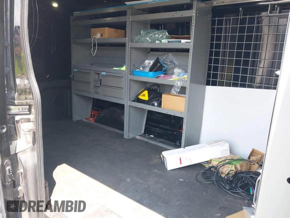 2017 Ford Transit с VIN 1FTYR2CM3HKB02007, выставлен на аукционе IAAI как лот 42561063 с пробегом 114 638 миль миль и . История ставок и продаж доступна на DreamBid. Изображение 8.