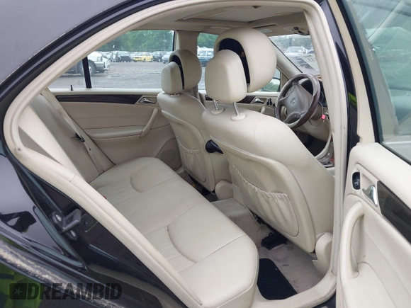 2007 Mercedes-Benz C 280 Luxury с VIN WDBRF92H07F920830, выставлен на аукционе IAAI как лот 42471033 с пробегом 152 640 миль миль и . История ставок и продаж доступна на DreamBid. Изображение 8.