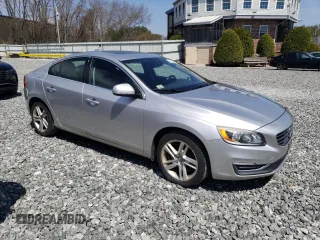 2014 Volvo S60 T5 z VIN YV1612FS1E1280860, wystawiony jako Copart lot #54199565 z przebiegiem 173 681 mil mil oraz Czysty tytuł • Clean title. Historia ofert i sprzedaży dostępna na DreamBid. Obrazek 4.