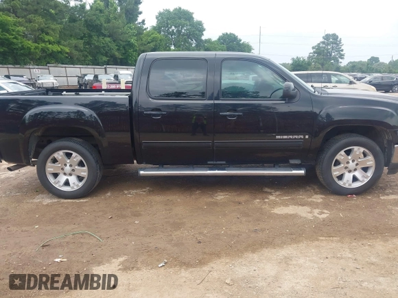 2008 GMC Sierra 1500 SLE1 z VIN 2GTEC13J981336446, wystawiony jako IAAI lot #42260022 z przebiegiem 179 852 mil mil oraz . Historia ofert i sprzedaży dostępna na DreamBid. Obrazek 13.