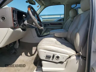 2005 Cadillac Escalade z VIN 1GYEK63N95R118426, wystawiony jako Copart lot #52681345 z przebiegiem 247 972 mil mil oraz Szkoda całkowita • Salvage title. Historia ofert i sprzedaży dostępna na DreamBid. Obrazek 7.