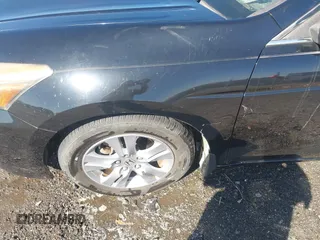 2012 Honda Accord SE z VIN 1HGCP2F60CA122566, wystawiony jako IAAI lot #41879918 z przebiegiem 111 961 mil mil oraz . Historia ofert i sprzedaży dostępna na DreamBid. Obrazek 19.