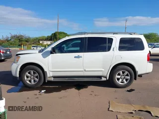 2014 Nissan Armada SV z VIN 5N1AA0NDXEN610636, wystawiony jako IAAI lot #41627340 z przebiegiem 66 976 mil mil oraz . Historia ofert i sprzedaży dostępna na DreamBid. Obrazek 14.